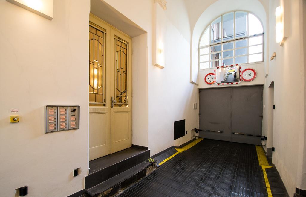 National Museum Apartment By Ruterra Prague Exterior photo