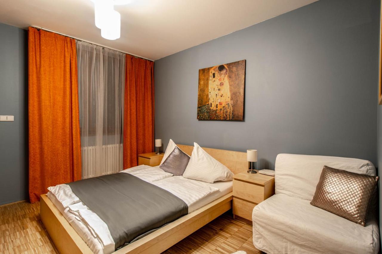 National Museum Apartment By Ruterra Prague Exterior photo